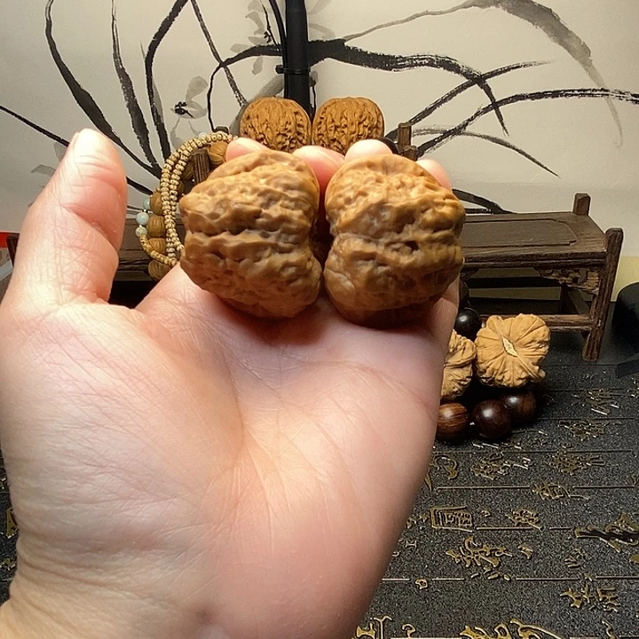 文玩核桃把件蛤蟆头