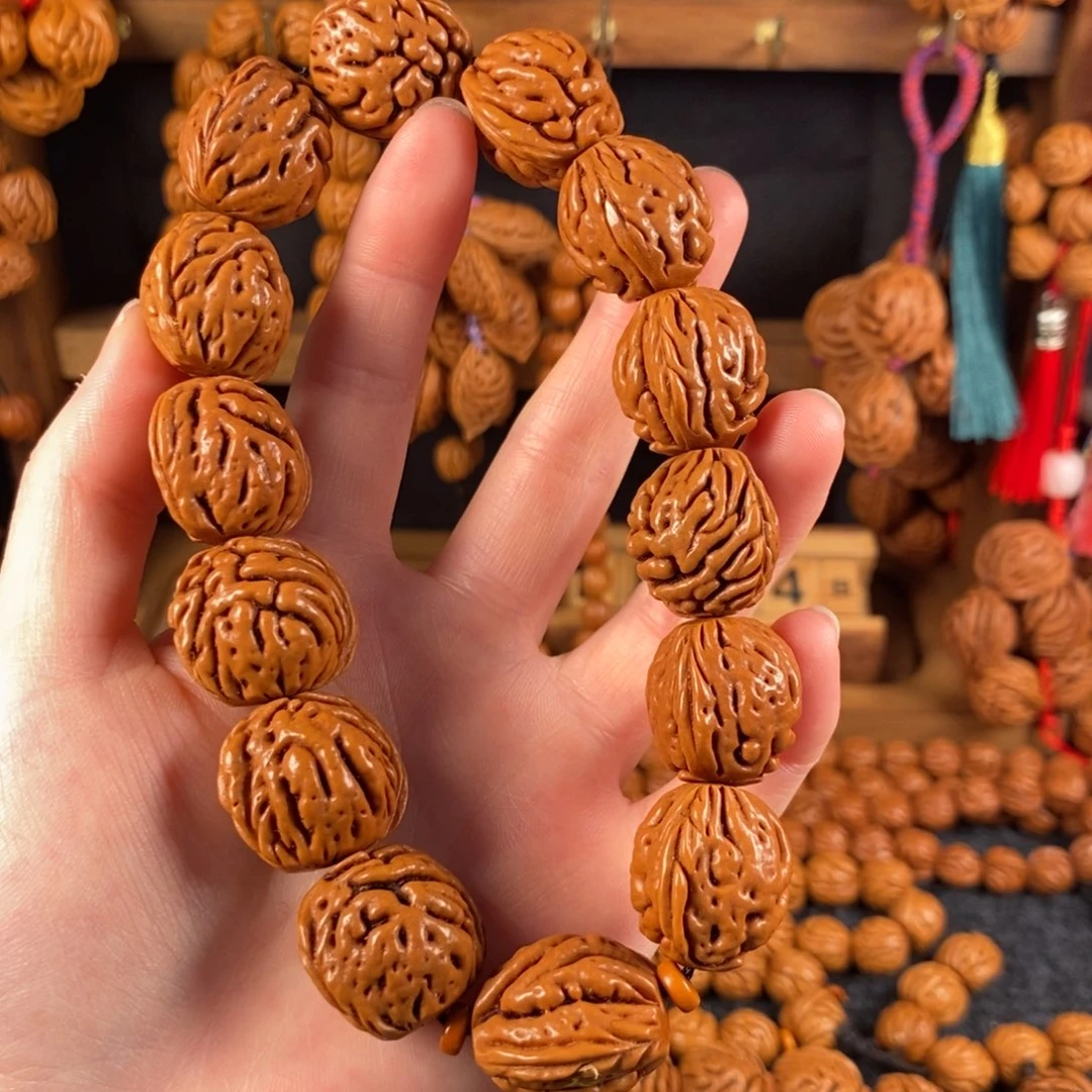 吊坠桃核桃枭手串