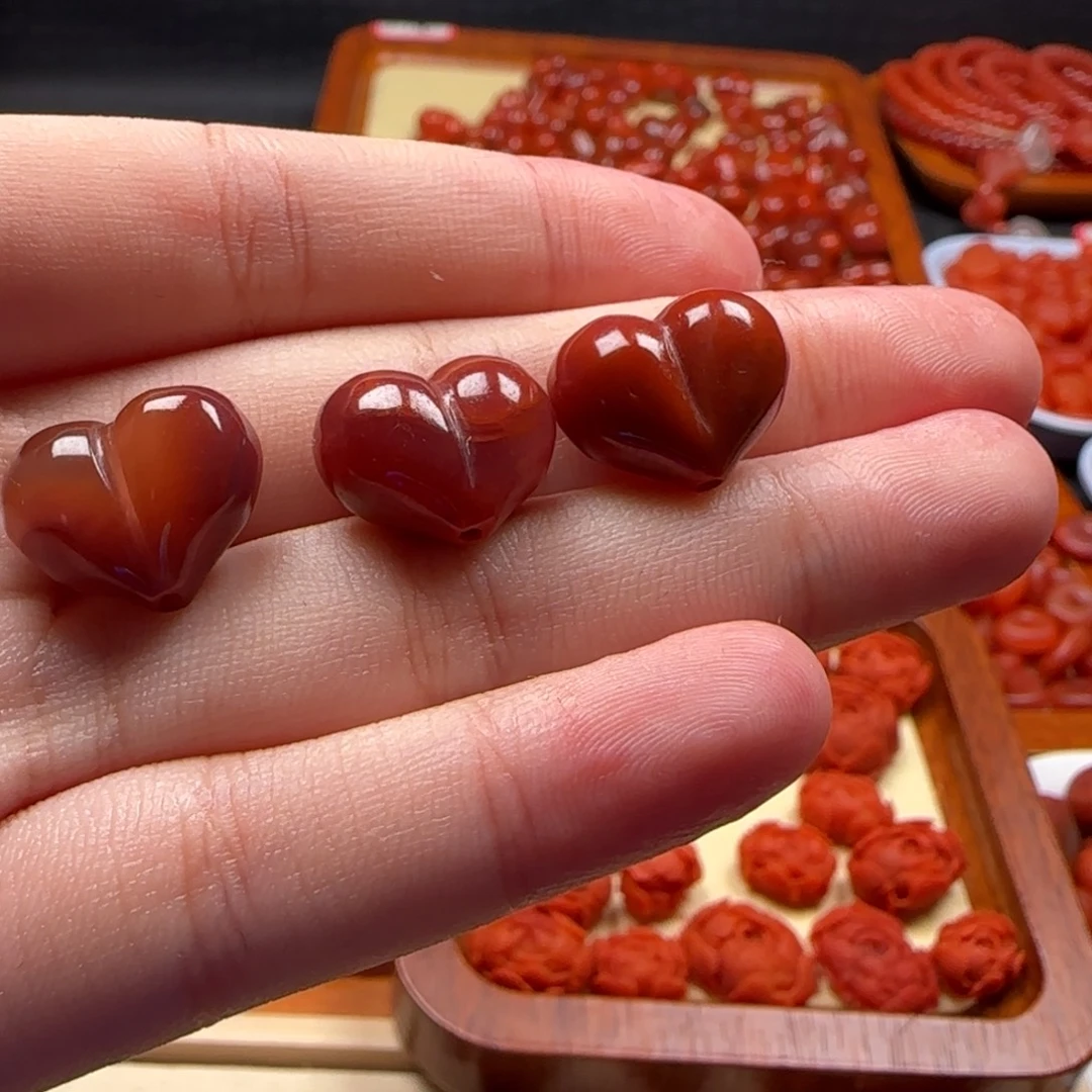 南红玛瑙未镶嵌挂件微瑕不退换