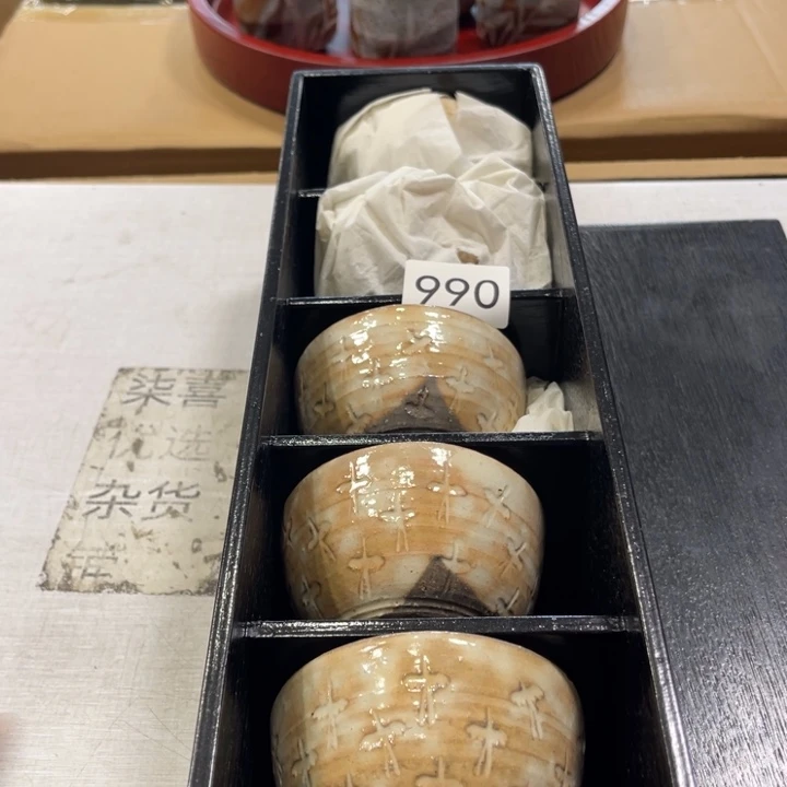 盖碗瓷器制作工艺精湛