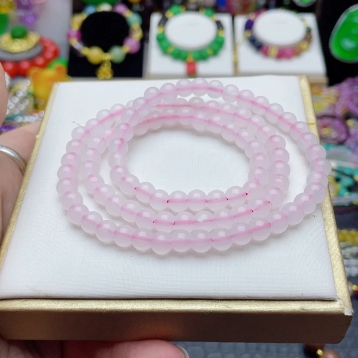 树脂制品47号粉色项链