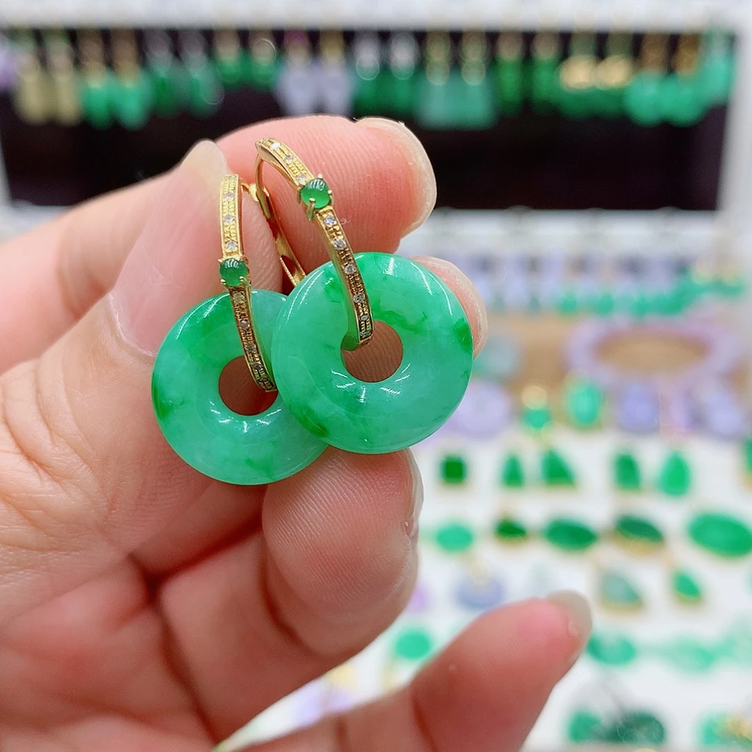 翡翠18K金镶嵌耳饰