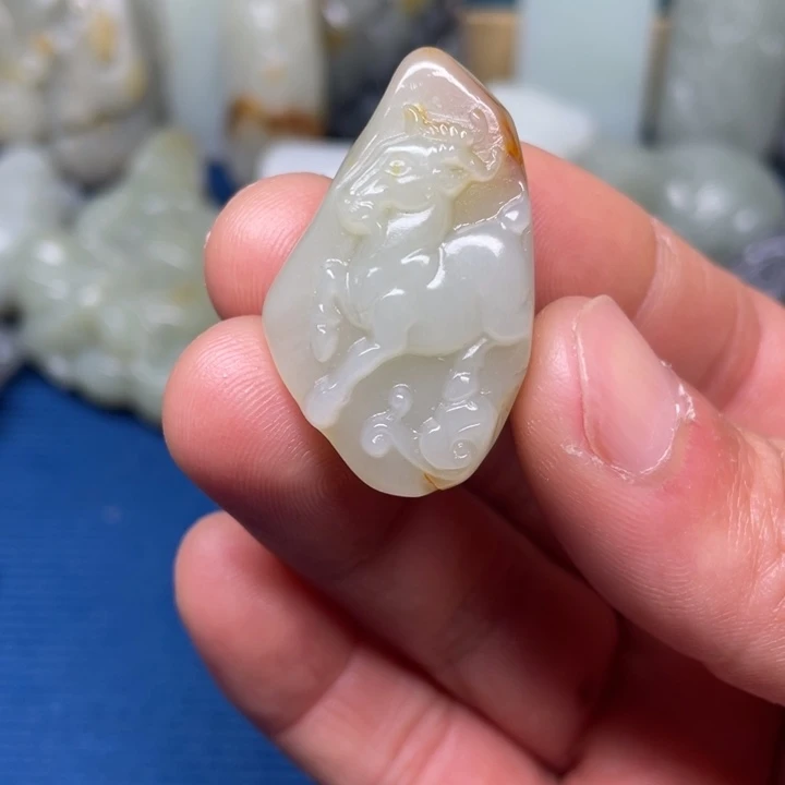 颈饰未镶嵌和田玉8*