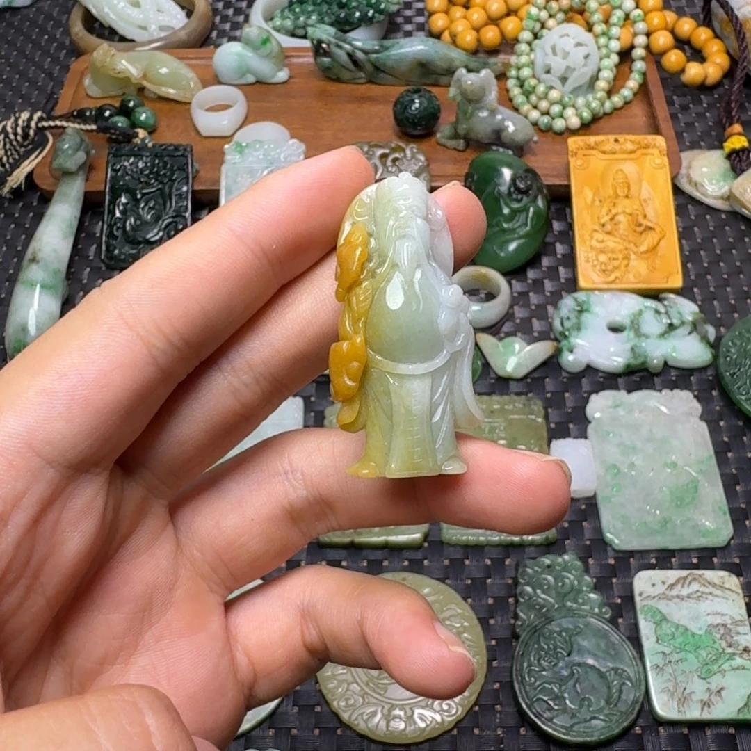*****颈饰未镶嵌翡翠翡翠颈饰未镶嵌