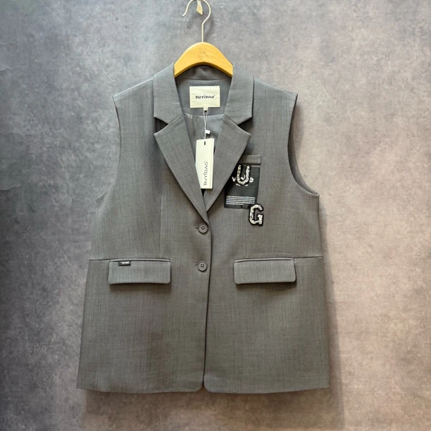 步衣岛25年秋季新款8015-简约时尚 百搭马夹