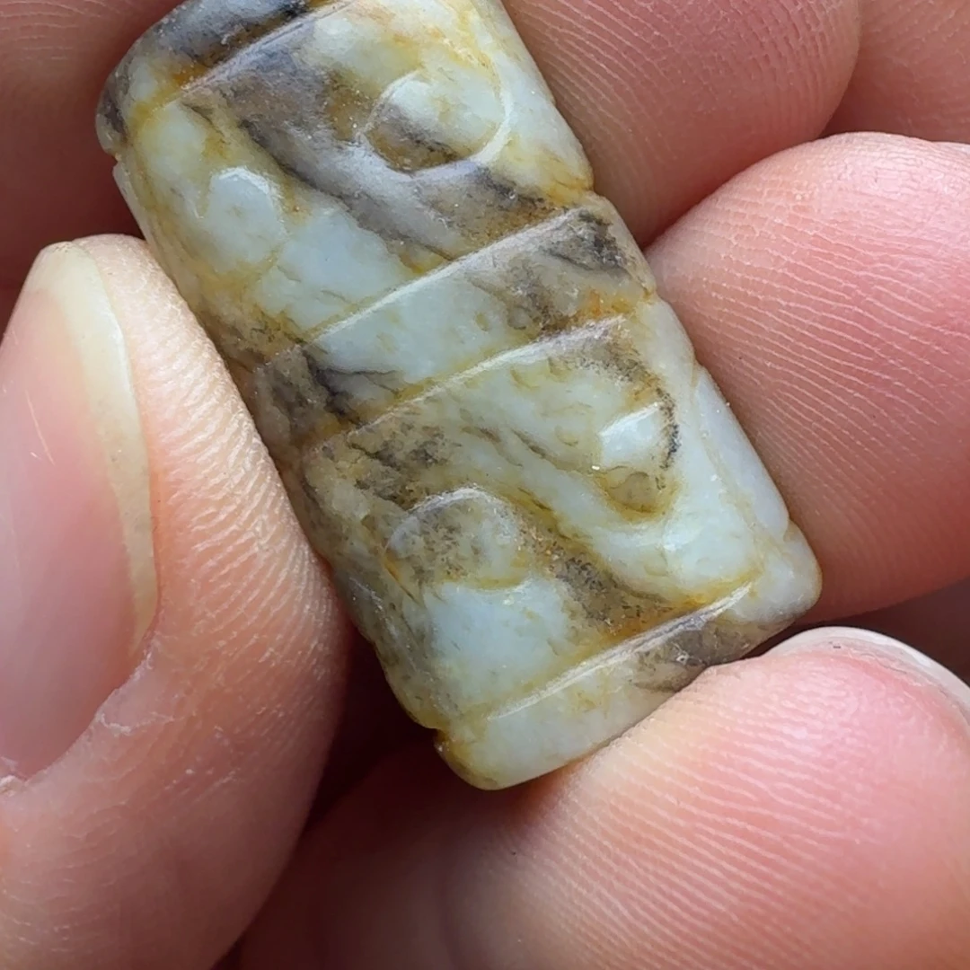 和田玉（糖玉）未镶嵌挂件