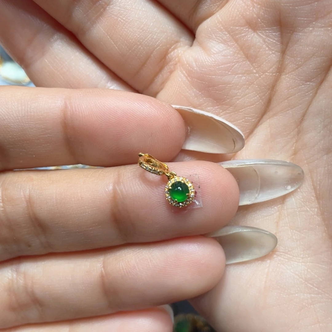 【闪购商品】翡翠18K金镶嵌吊坠(不含链)