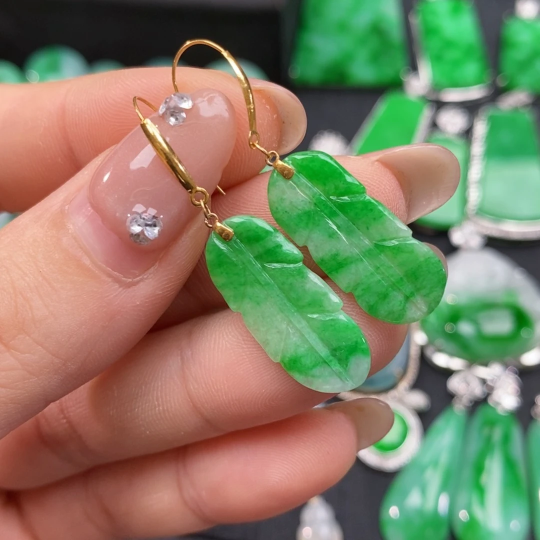 翡翠耳饰18K金镶嵌翡翠