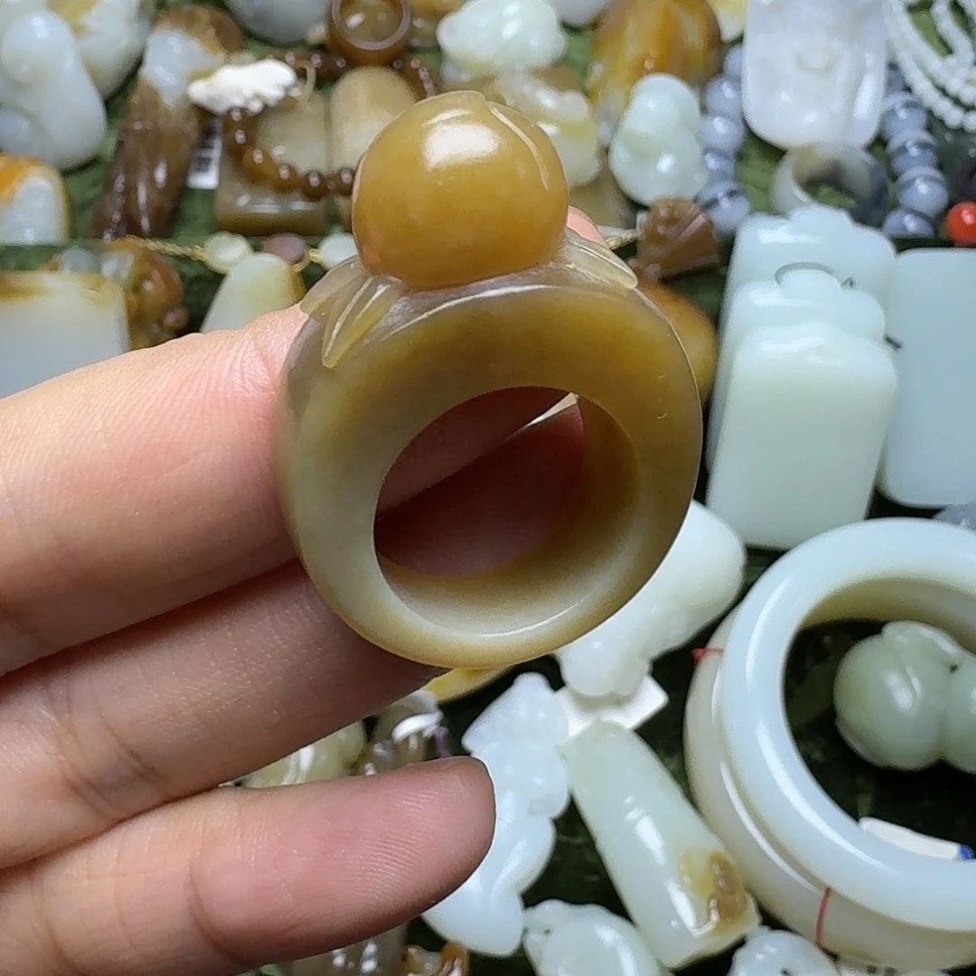 和田玉颈饰未镶嵌N****P