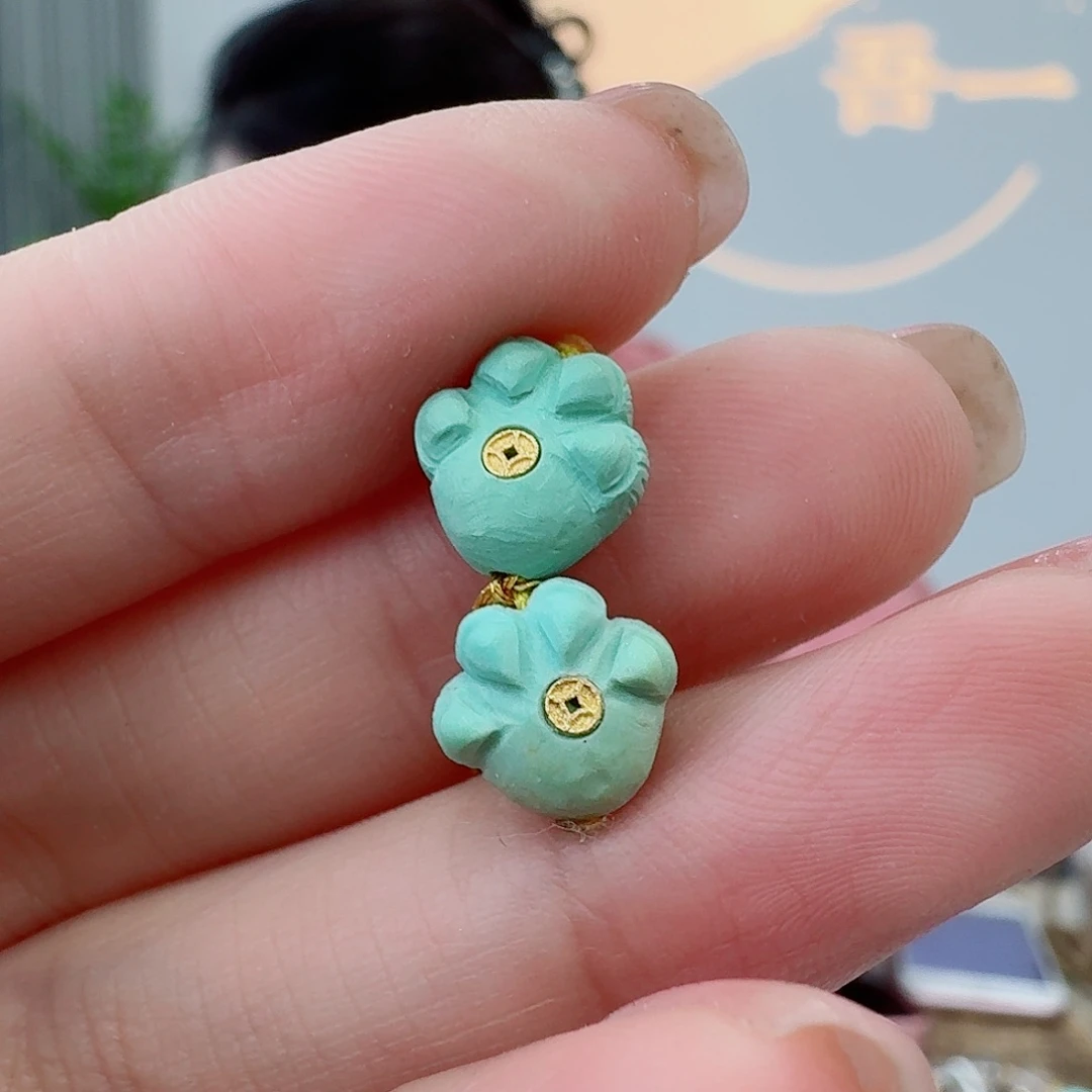 绿松石未镶嵌珠宝奇石