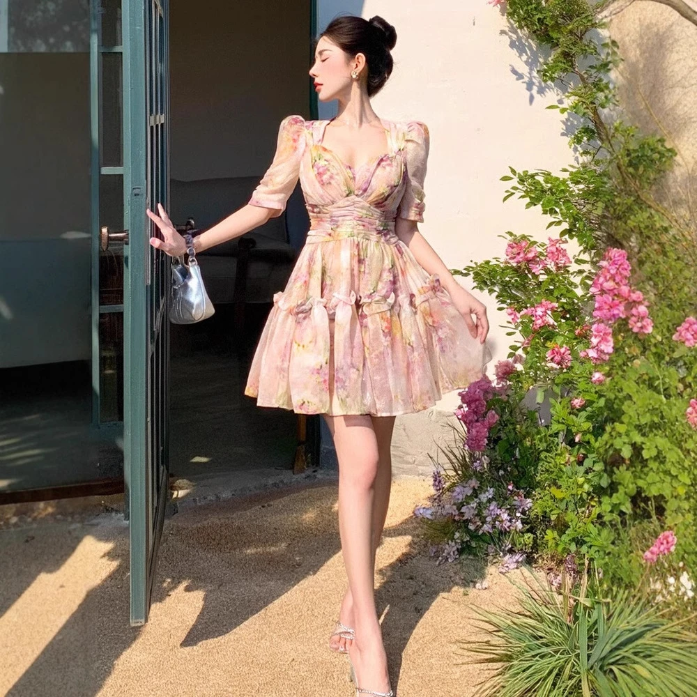 新款甜美风设计感收腰显瘦公主粉色碎花复古气质连衣裙2025夏季