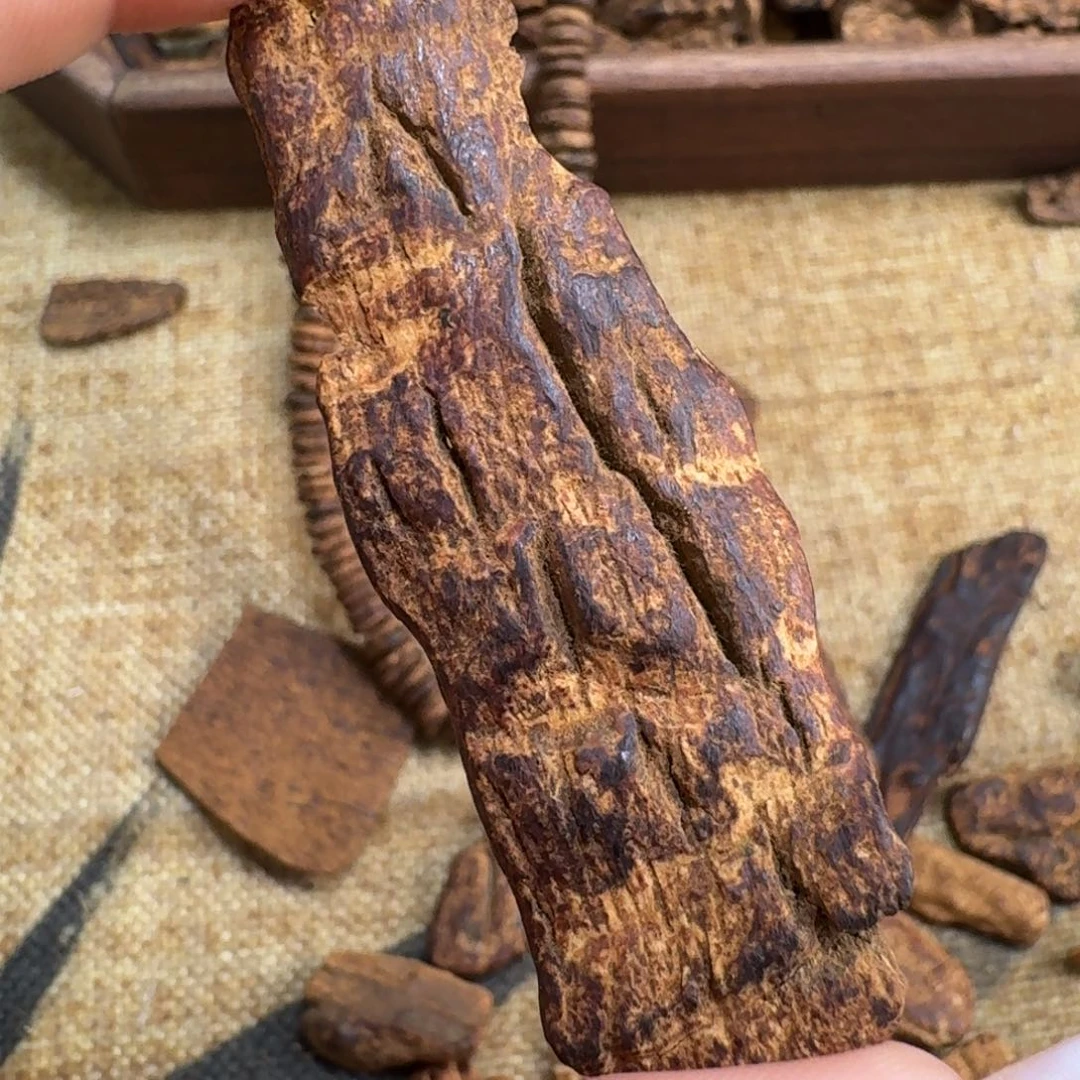 吊坠沉香哈***方越南惠安吊坠吊坠