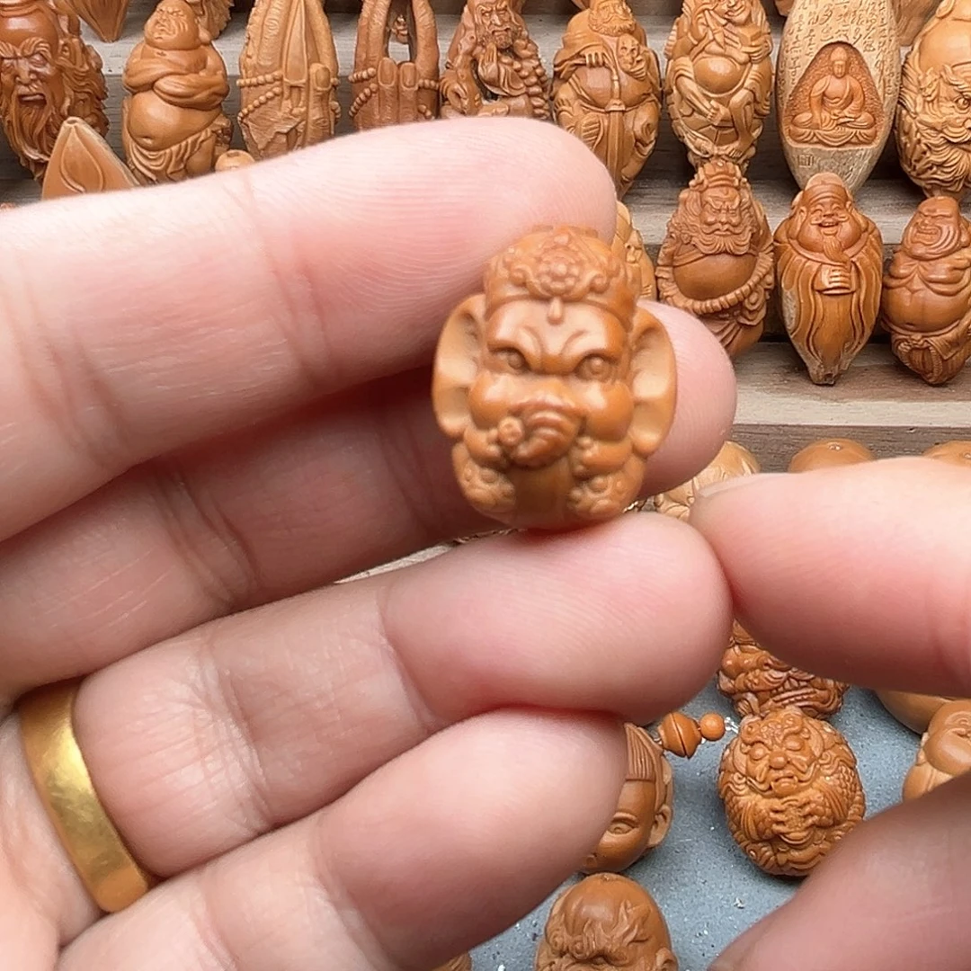 橄榄核吊坠18象宝宝