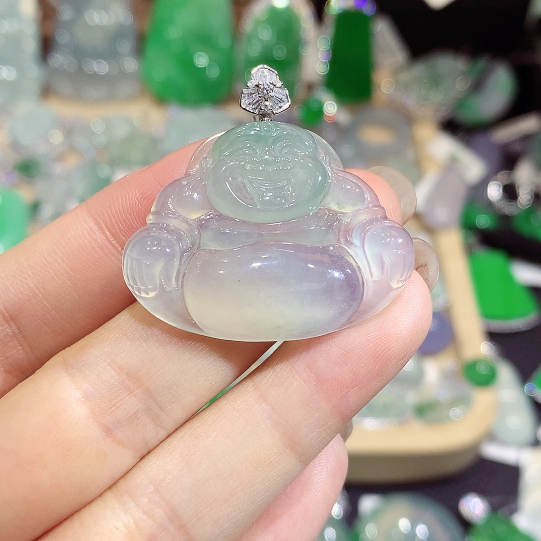 翡翠18K金镶嵌颈饰佛