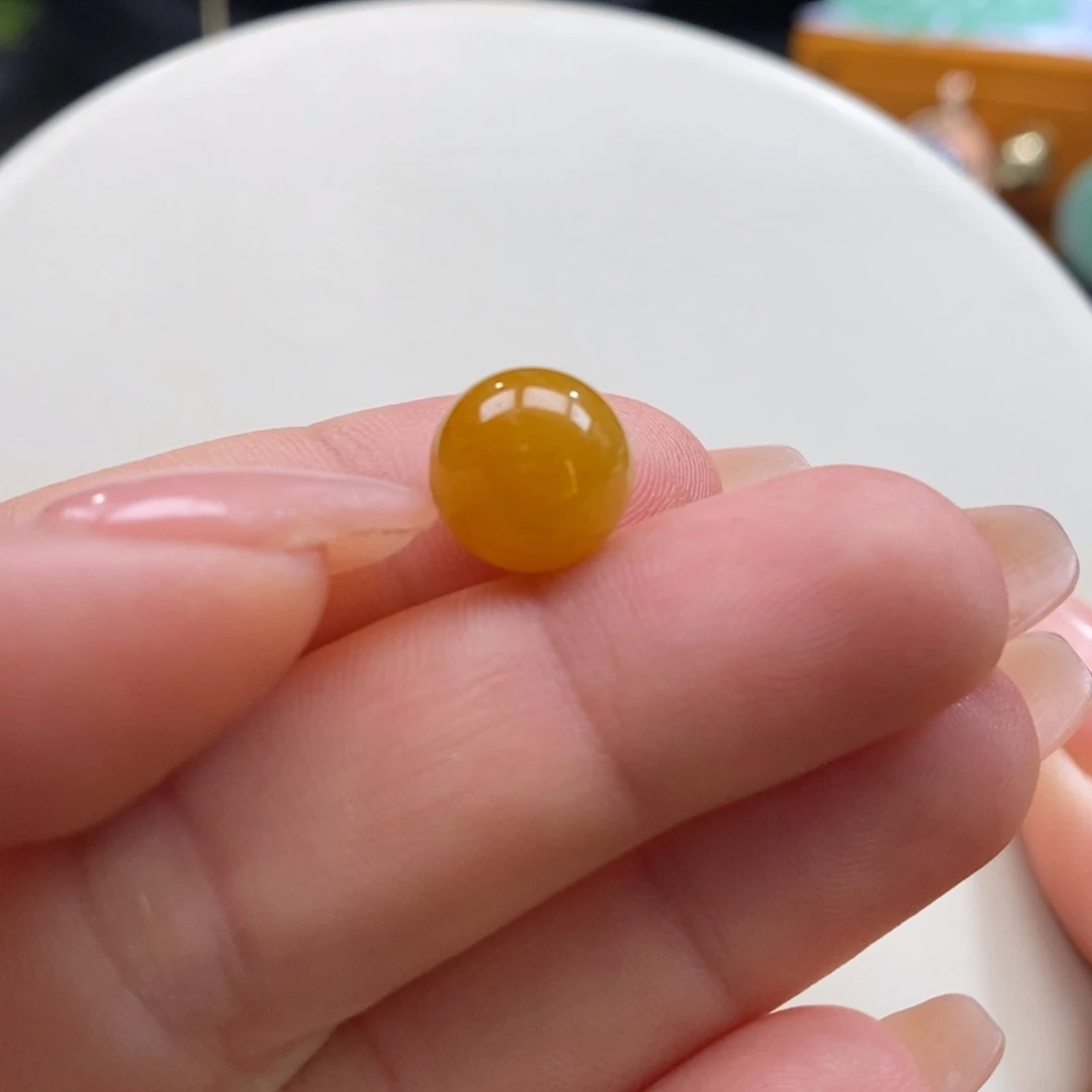 翡翠吊坠(不含链)未镶嵌叁*玥翡翠满黄圆珠