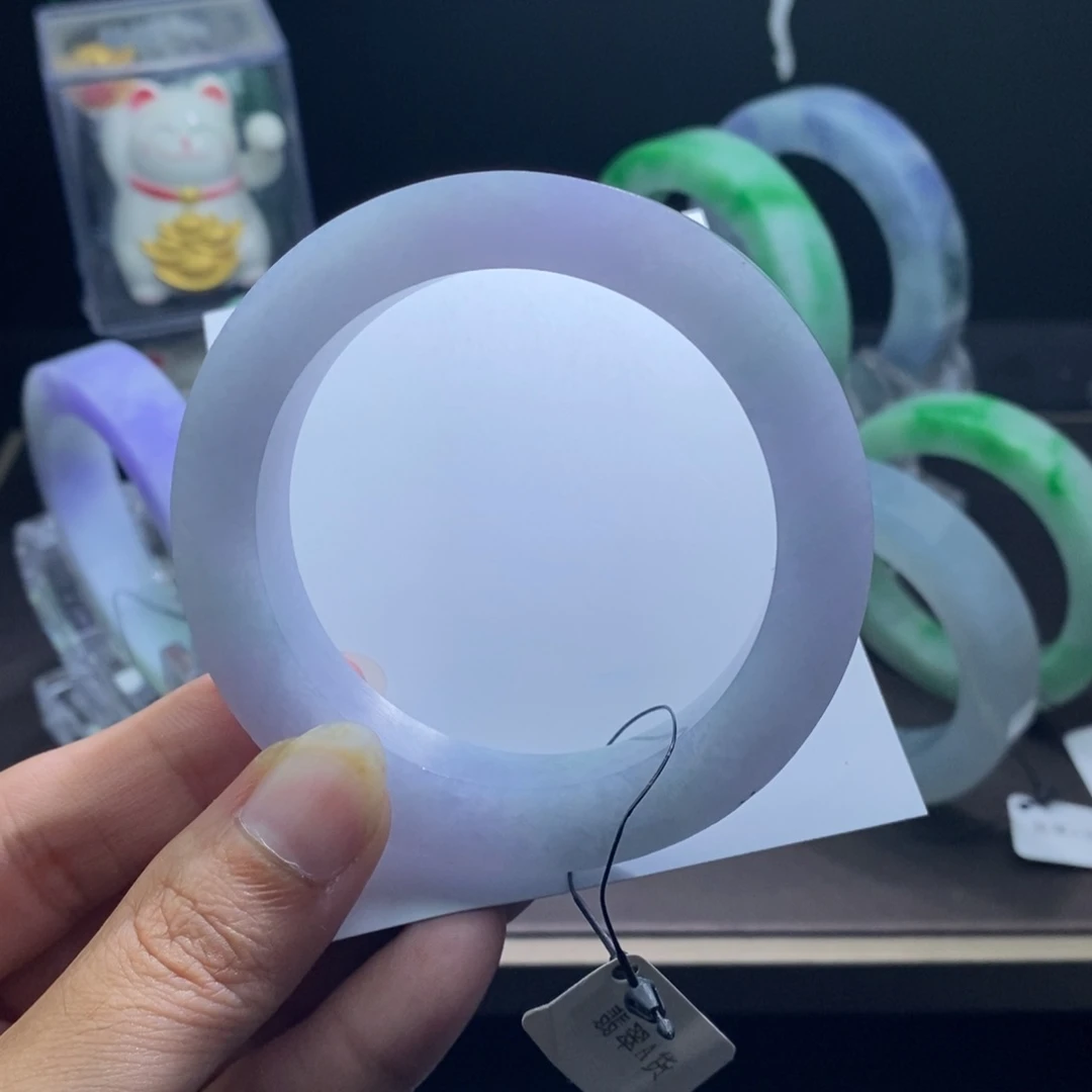 定制翡翠翡翠手镯未镶嵌向**?
