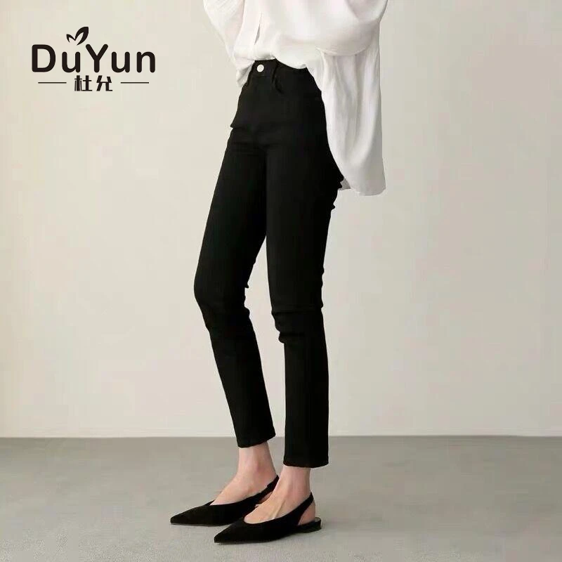 黑色牛仔裤女2025年春季新款高腰显瘦九分小直筒裤女小个子烟管裤