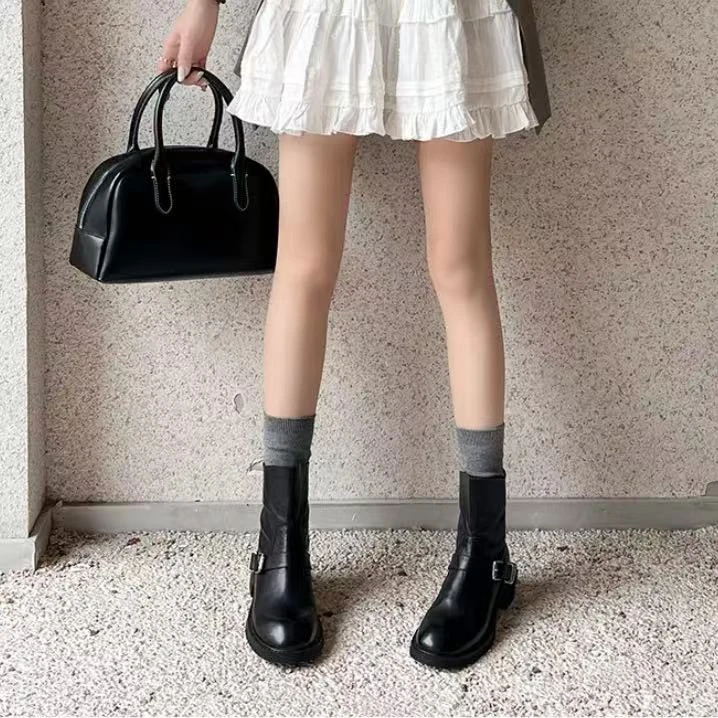 C5003 黑色 秋冬时尚圆头女短靴马丁靴  休闲短靴