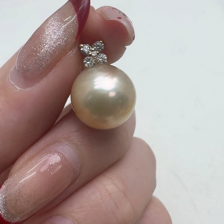 海水珍珠颈饰18K金镶嵌