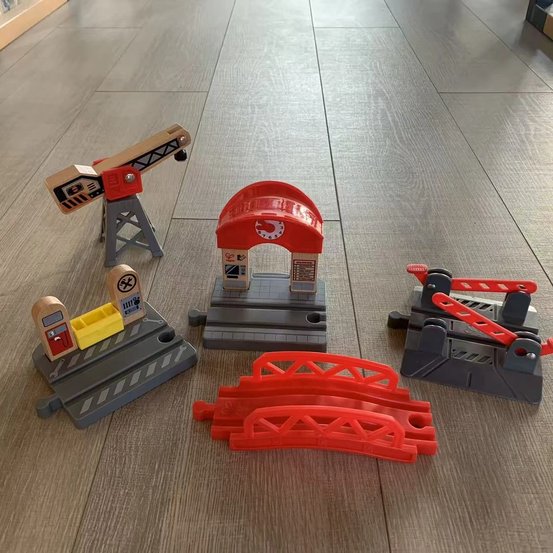 h家轨道配件（到手五件 不退不换无售后）