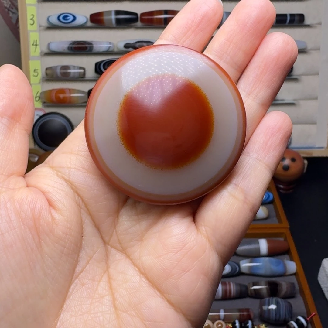 玛瑙/玉髓颈饰未镶嵌极*