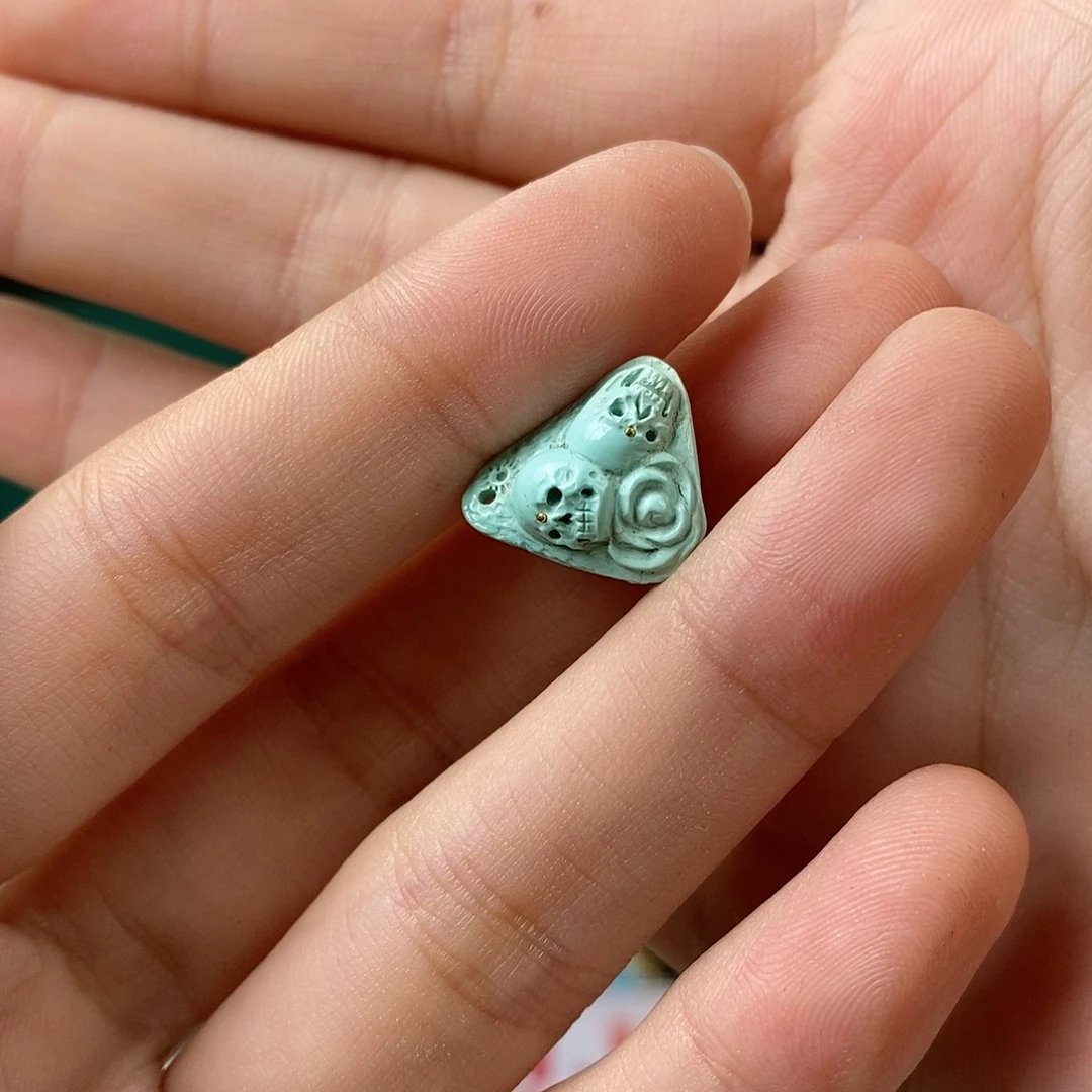 绿松石未镶嵌珠宝奇石