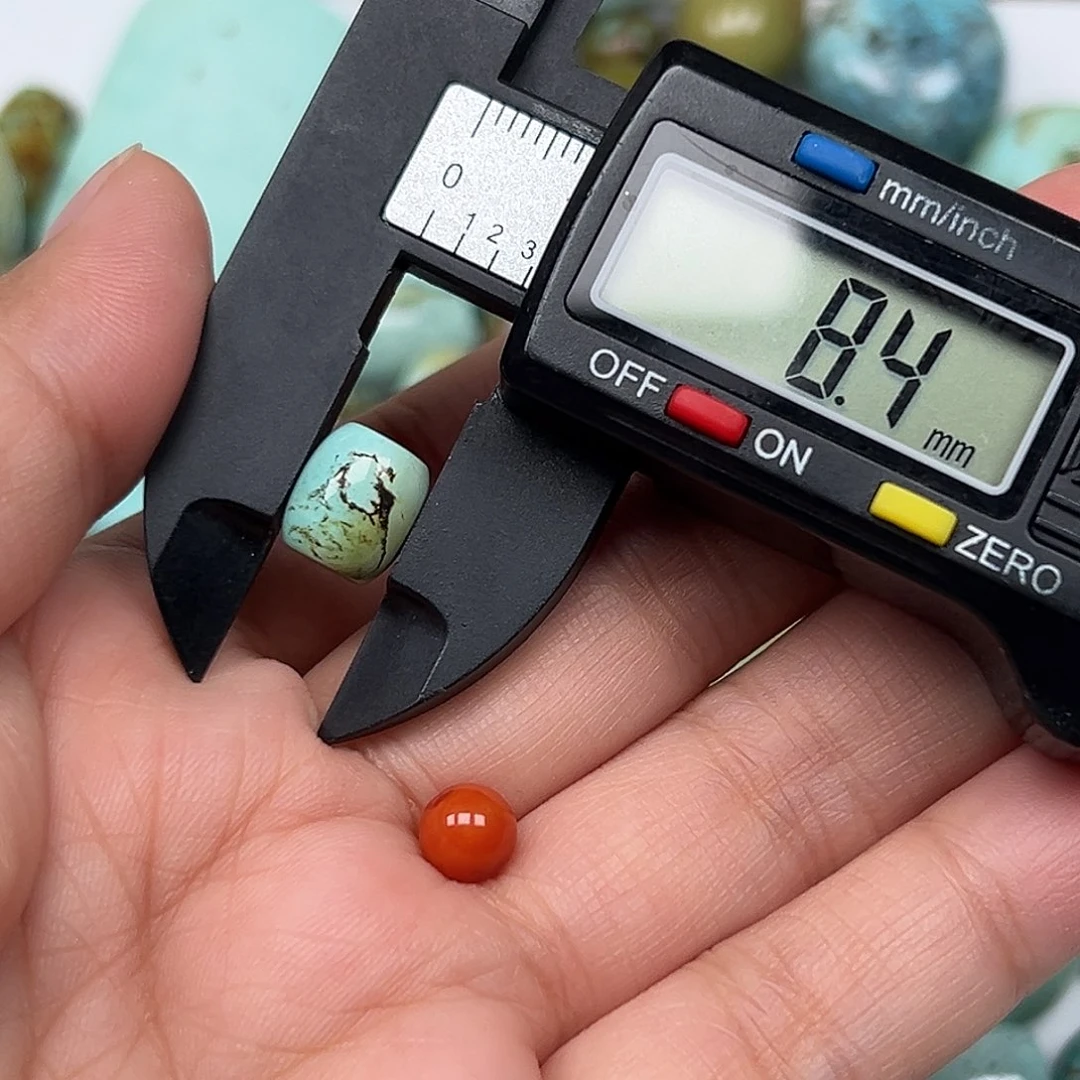 南红玛瑙未镶嵌珠宝奇石