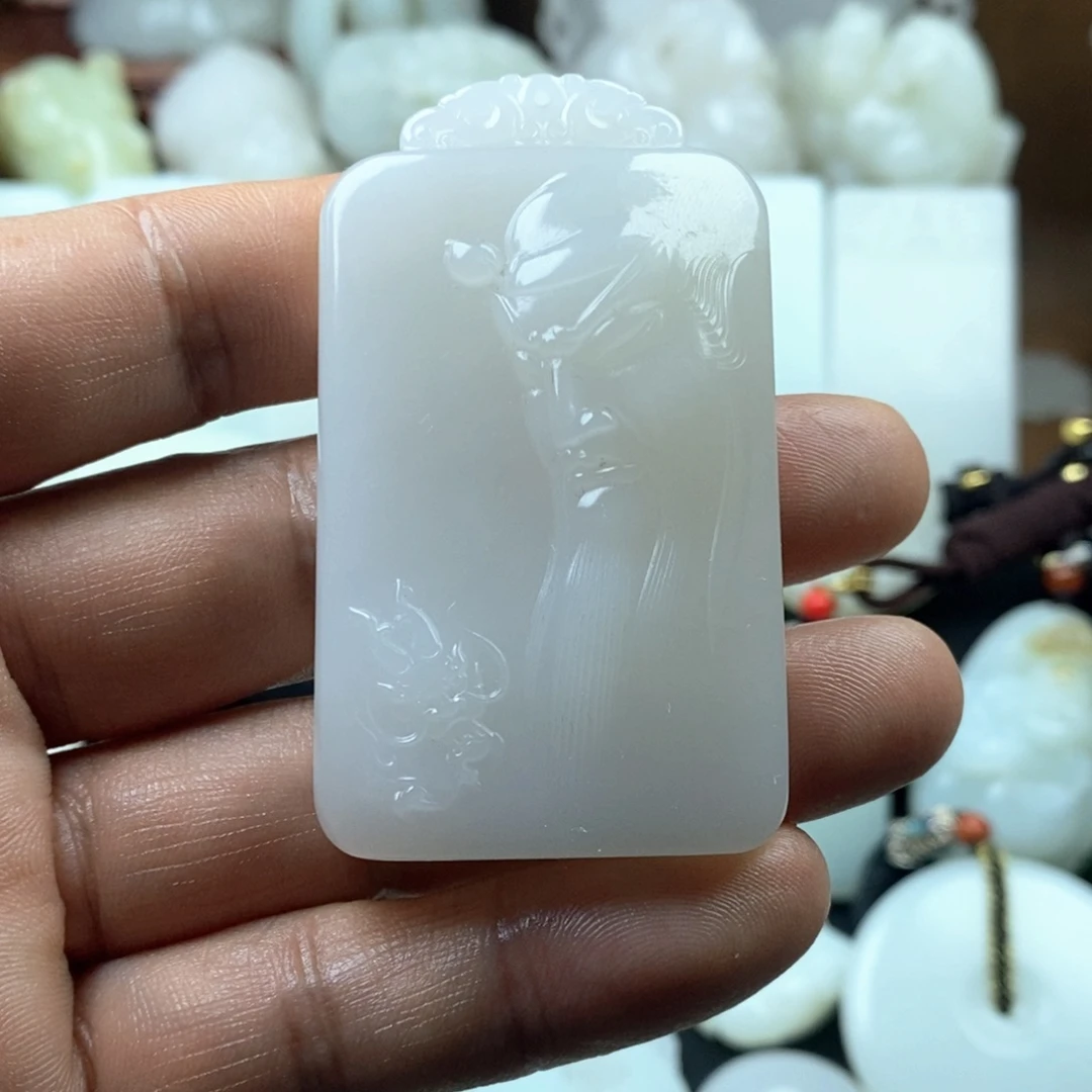 和田玉（糖玉）未镶嵌颈饰