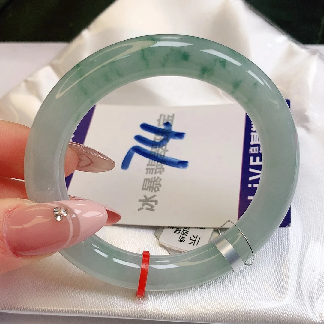 翡翠手镯未镶嵌缅甸天然a货翡翠