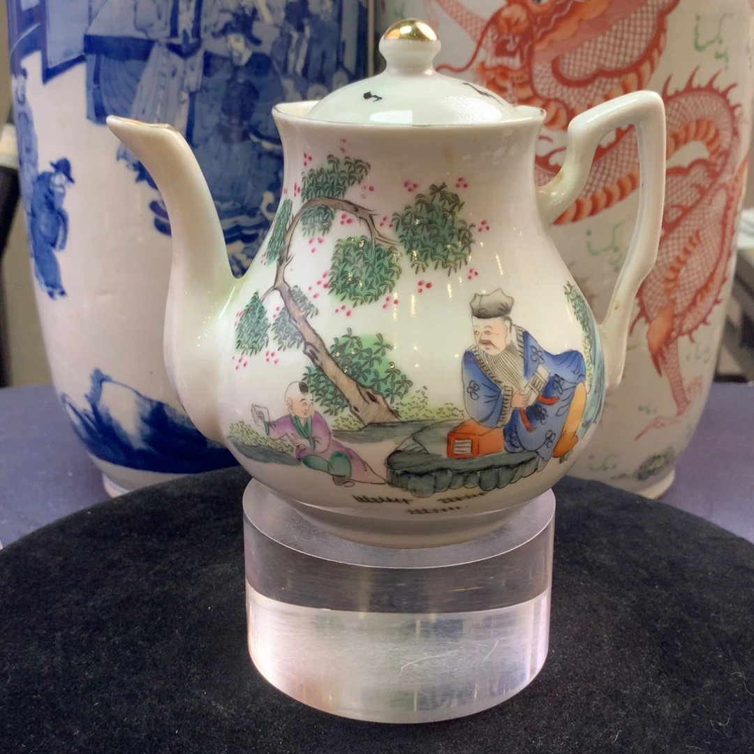 用***0壶6797瓷器—粉彩人物茶壶