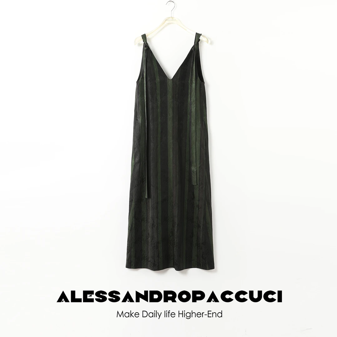 【微瑕疵不支持退换】洛哥42065LL桑蚕丝混纺暗纹提花条纹背带裙