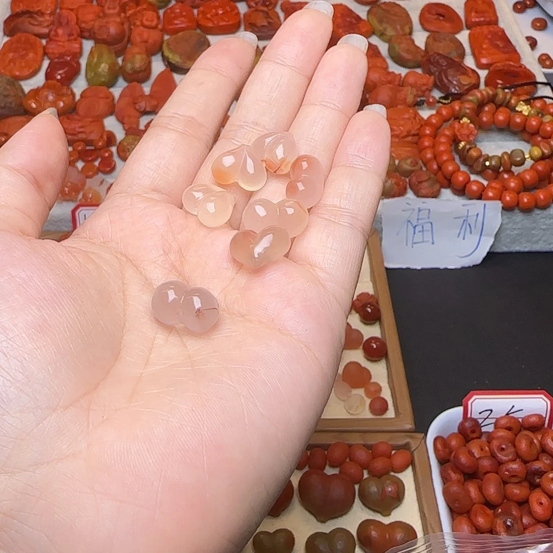 暗***迷南红玛瑙未镶嵌吊坠(不含链)