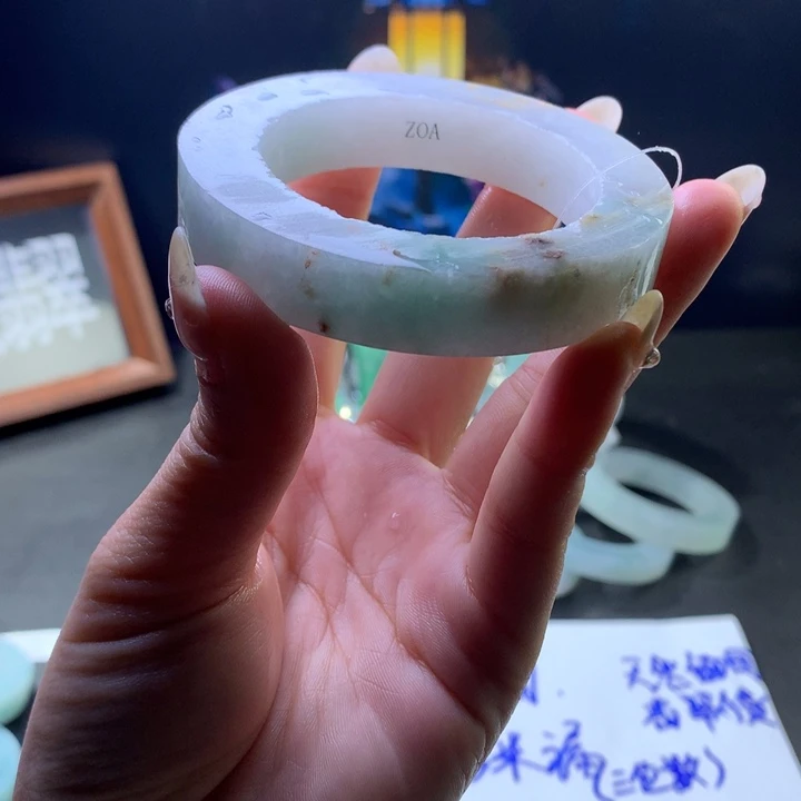 定制翡翠未镶嵌翡翠手镯翡翠定金