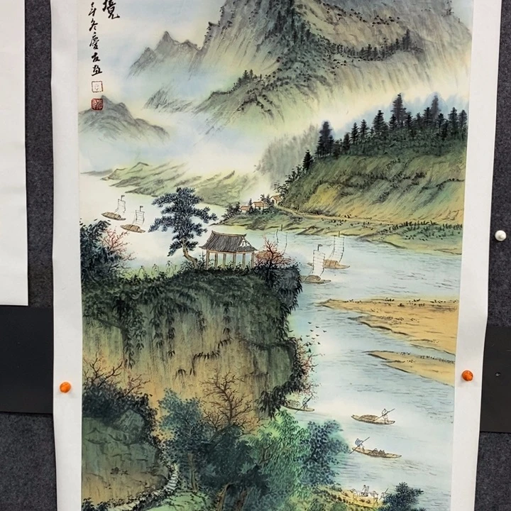 手绘作品等多种形式进行