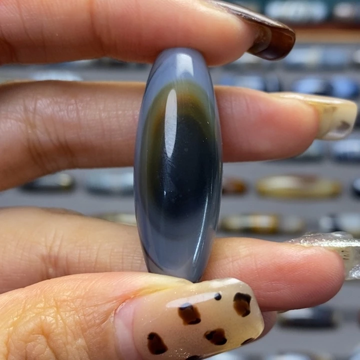 玛瑙/玉髓合金藏风蓝沁海浪花