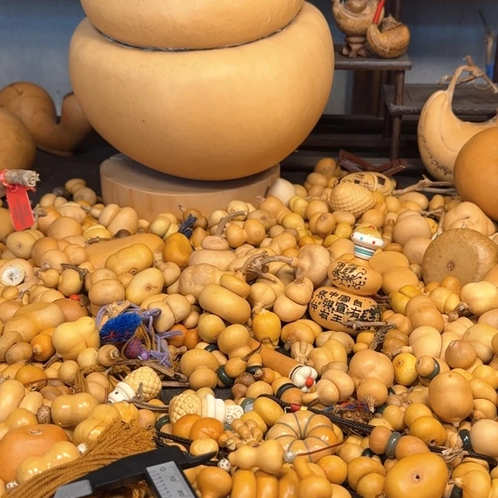 丫****8哈哈我也想你了啊