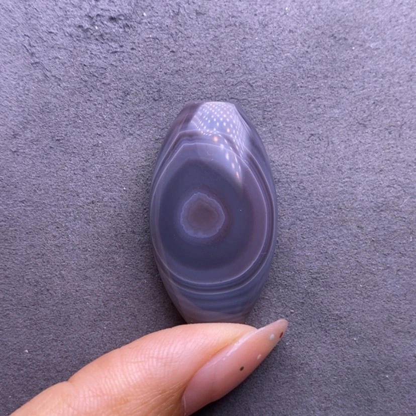 【闪购商品】未镶嵌玛瑙/玉髓珠宝奇石R**n