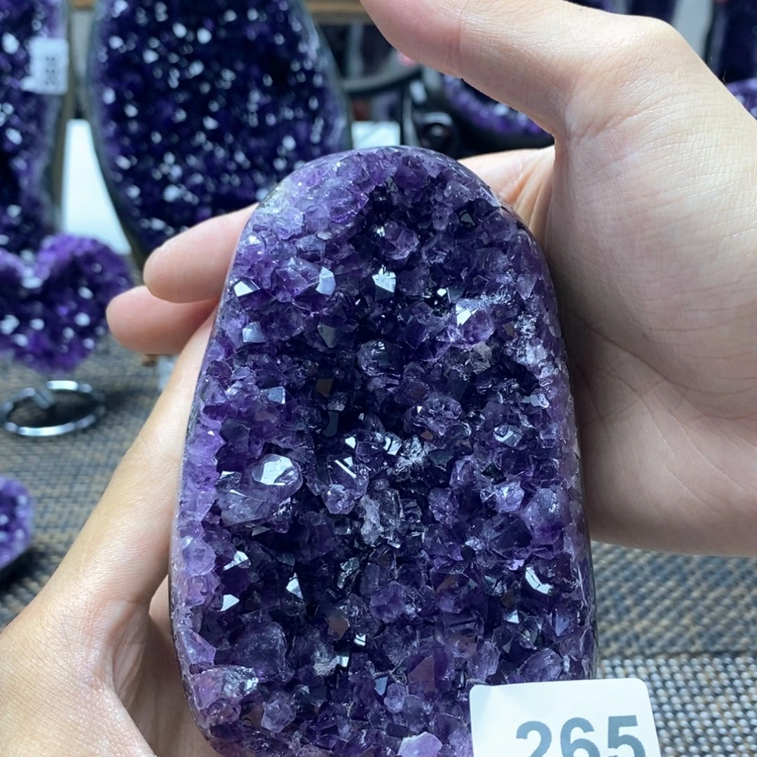 未镶嵌大型摆件（非配饰）水晶