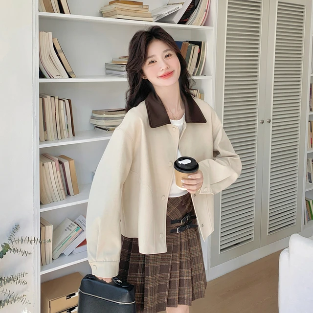 米白色超好看翻领短款外套女2025春季新款设计感宽松休闲百搭夹克