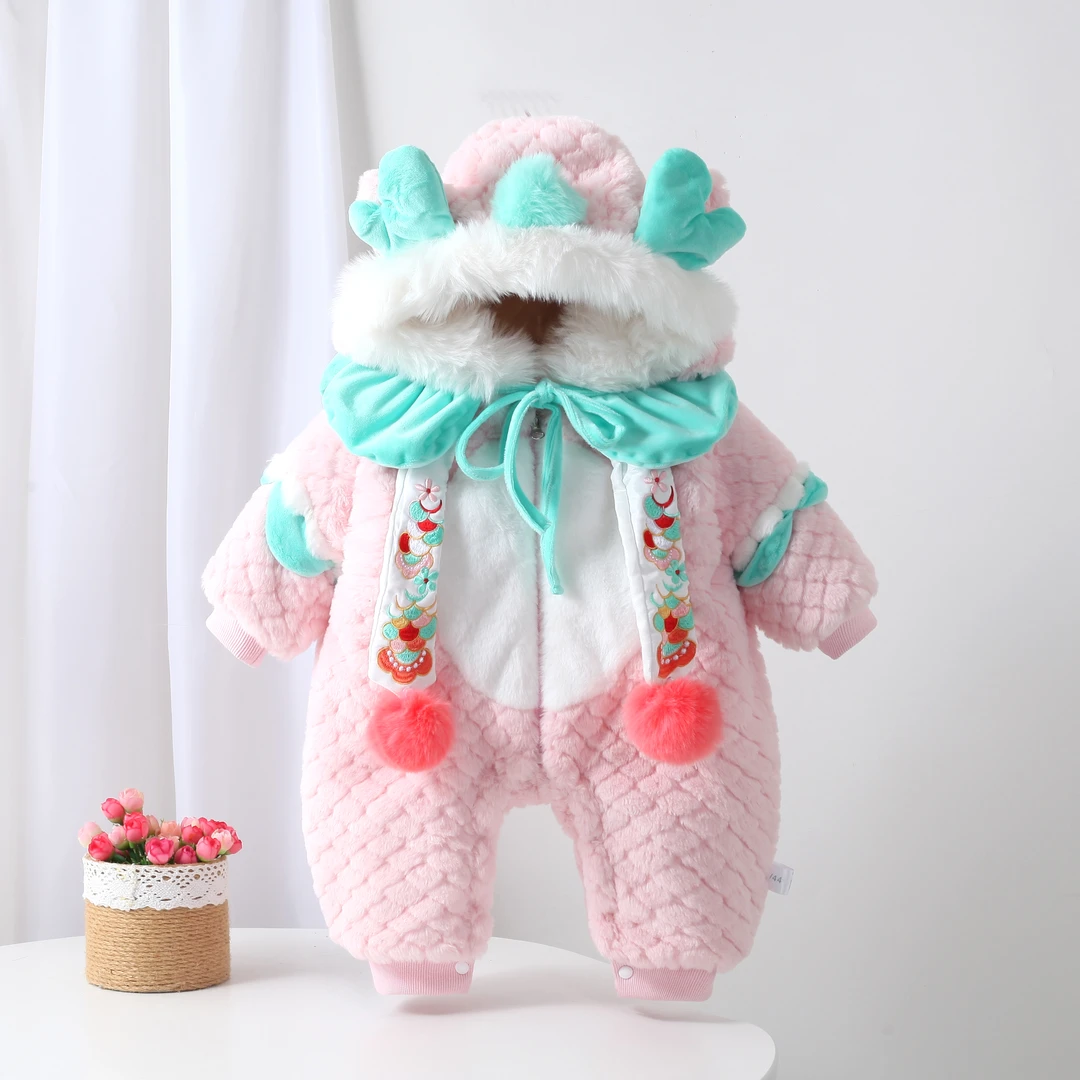 宝宝衣服2025秋冬季新款婴儿服外出服可爱洋气加绒加厚百日服潮流