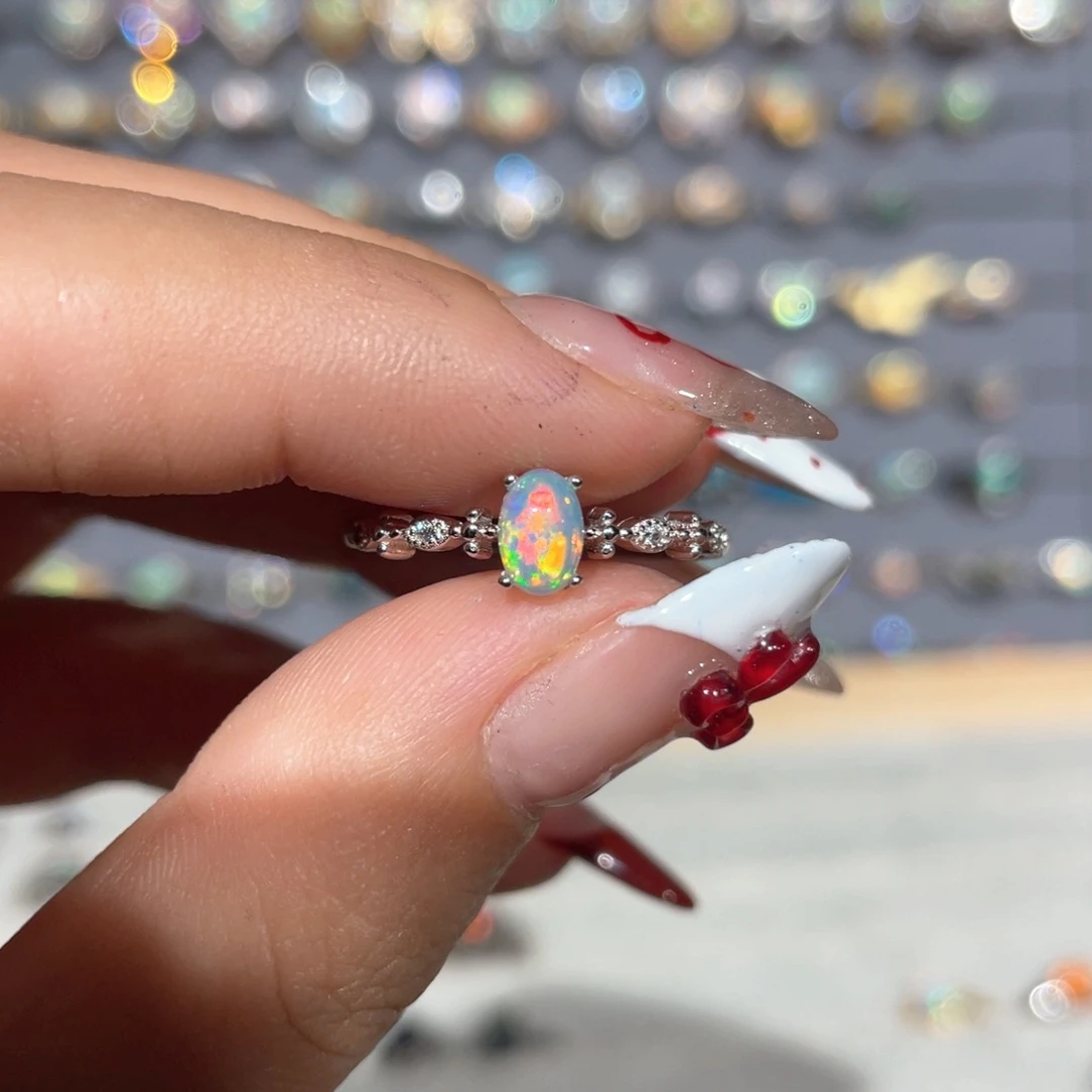 欧泊欧泊戒指银S925镶嵌