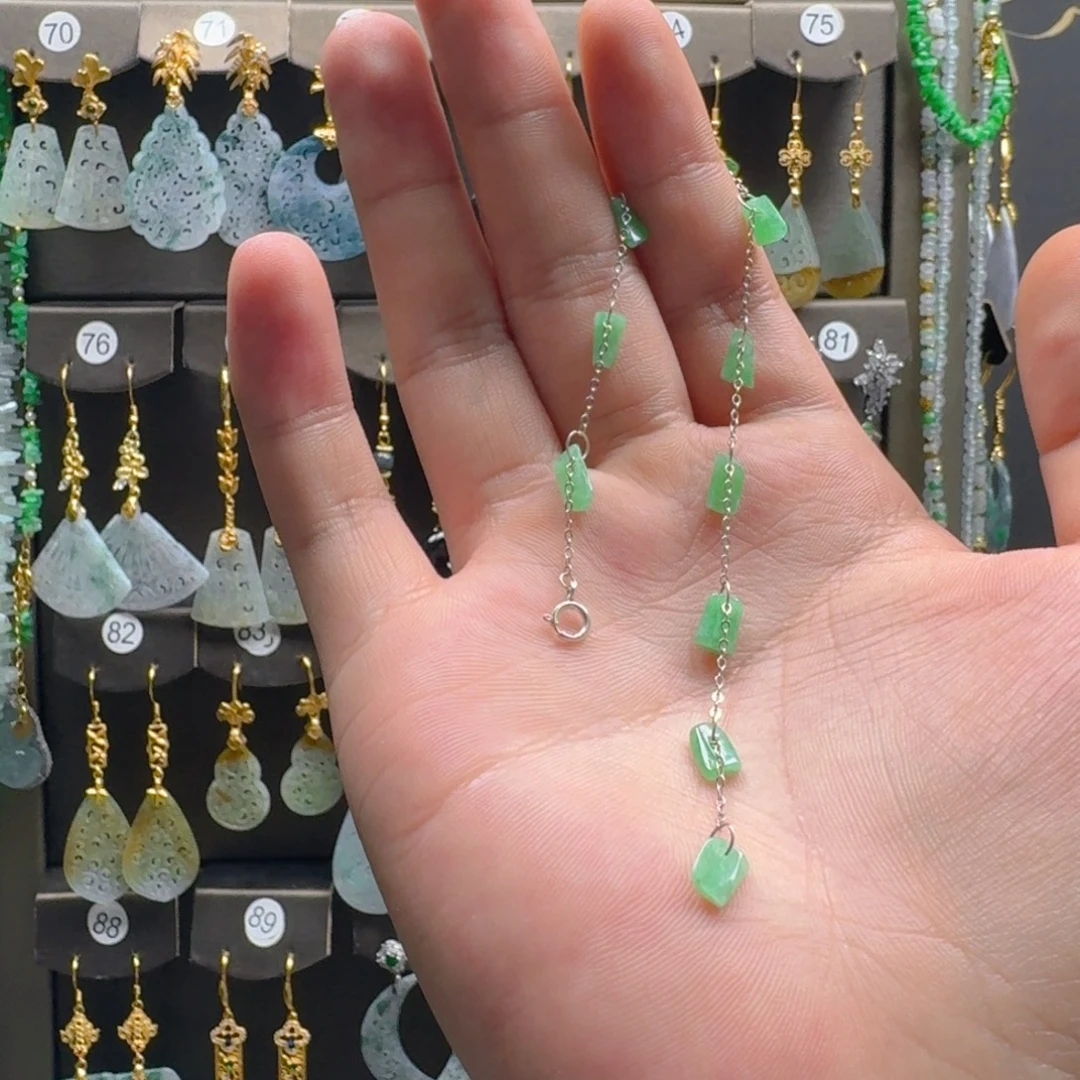 翡翠未镶嵌耳饰翡翠