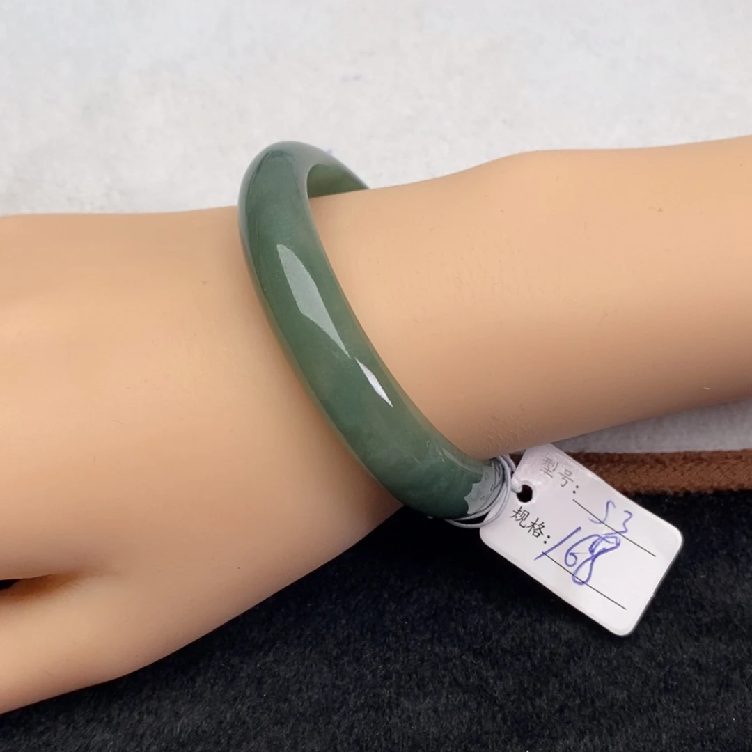 翡翠未镶嵌手镯（贵妃镯）13654053