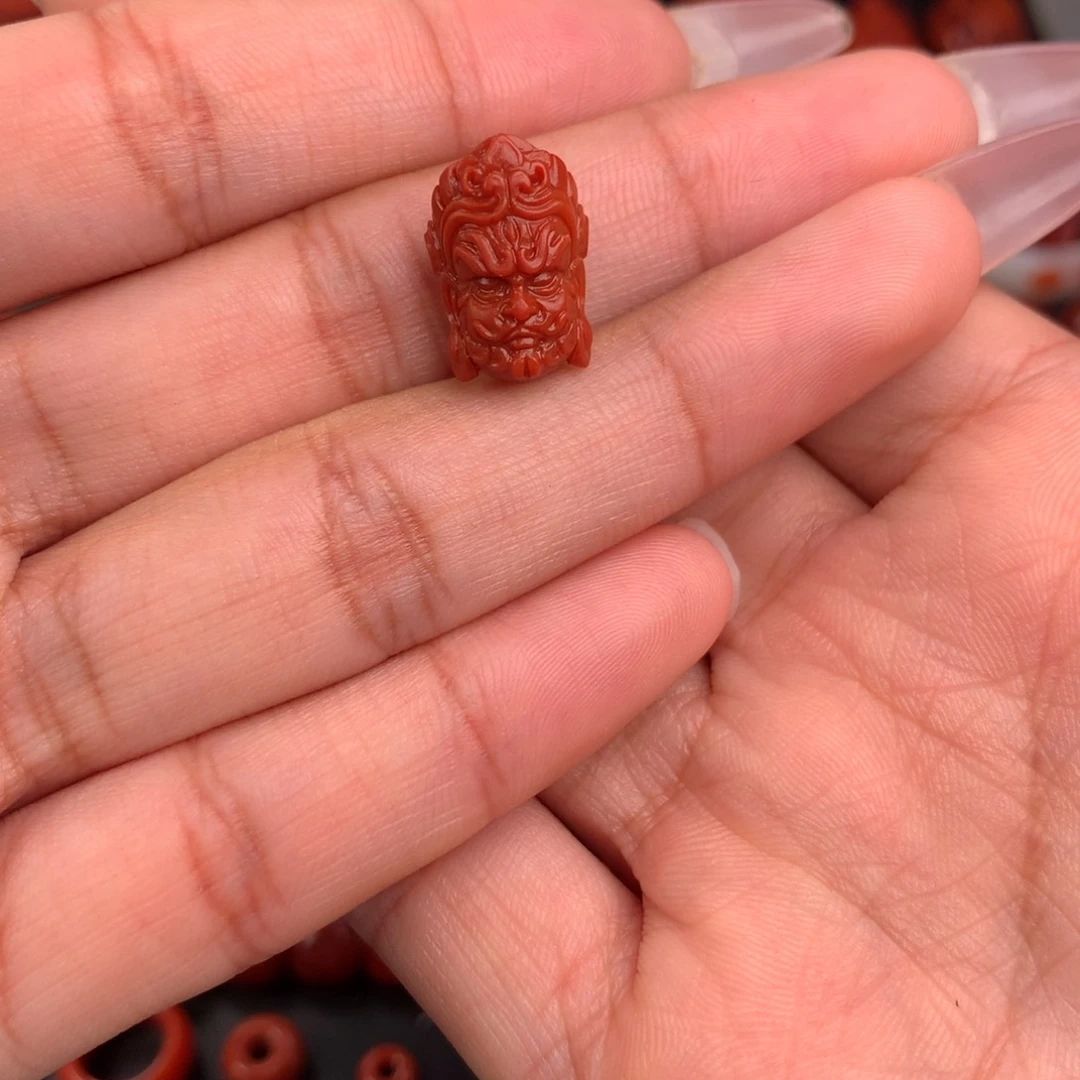 南红玛瑙精工雕刻黄财神11未镶嵌