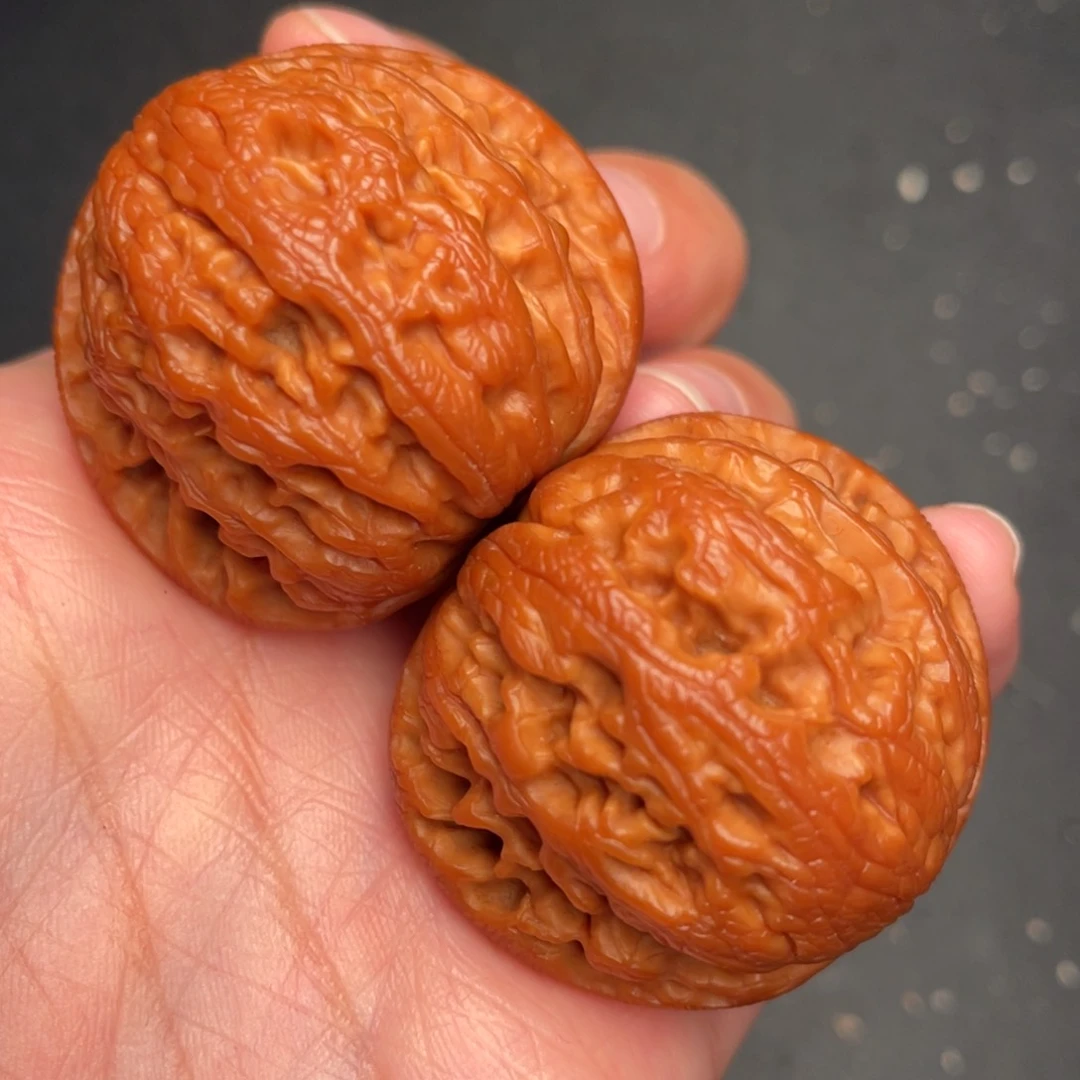 文玩核桃吊坠秦岭野生文玩核桃