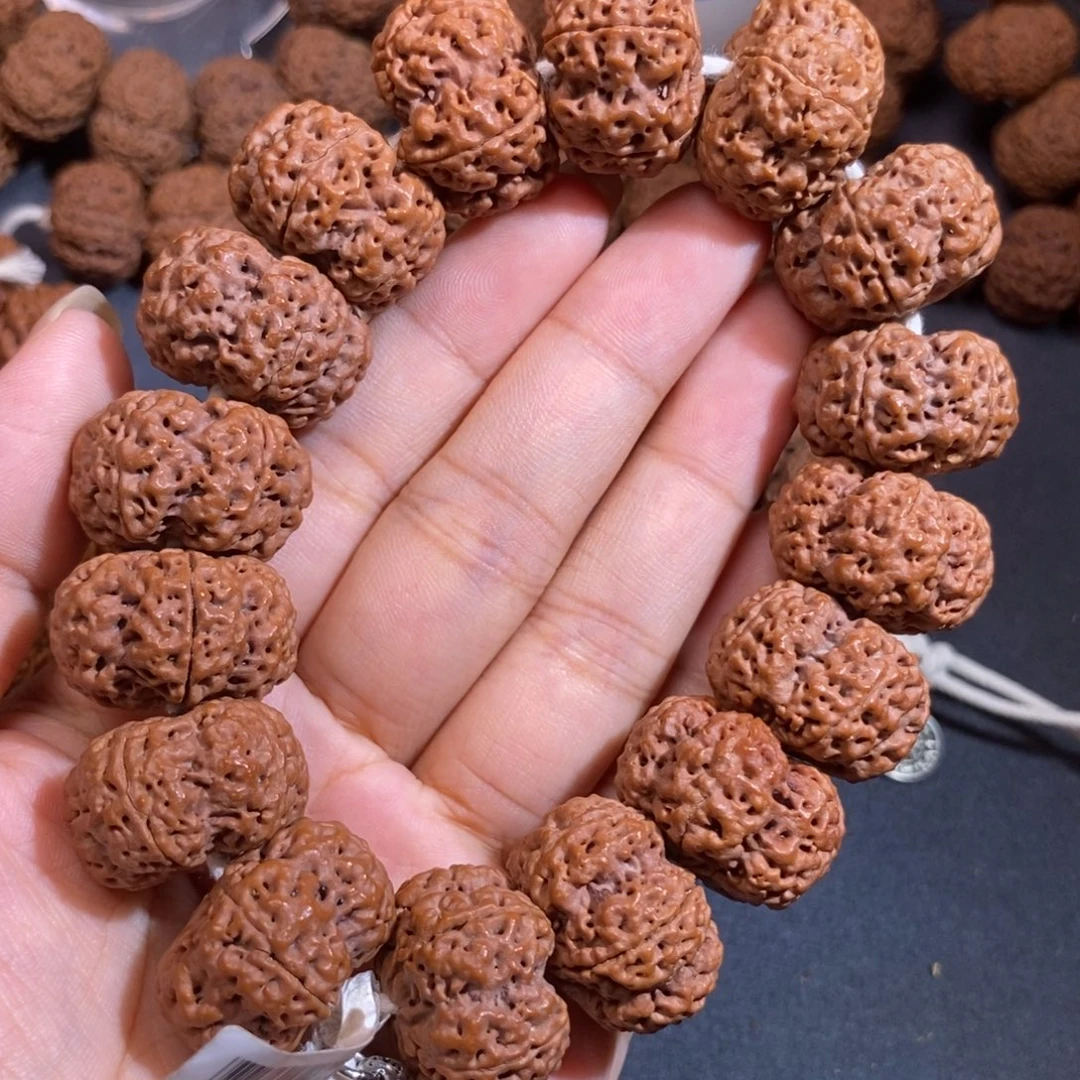金刚菩提手串超头夹板梅花23mm