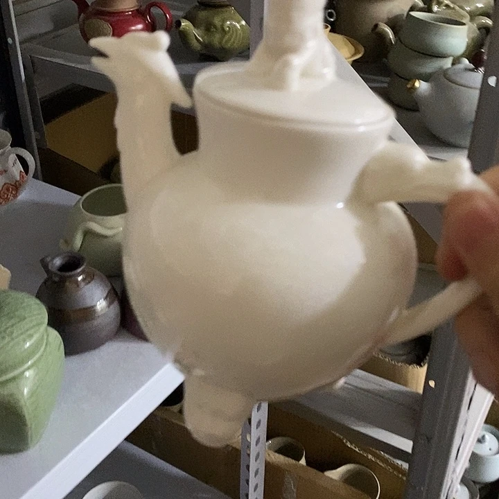 陶瓷艺术品及陶瓷壶壶