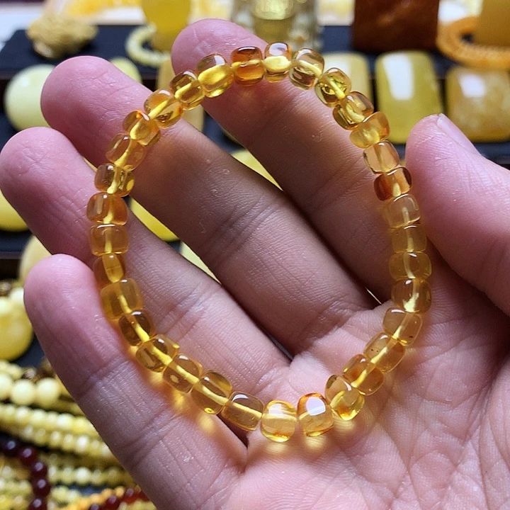 琥珀珠宝奇石未镶嵌