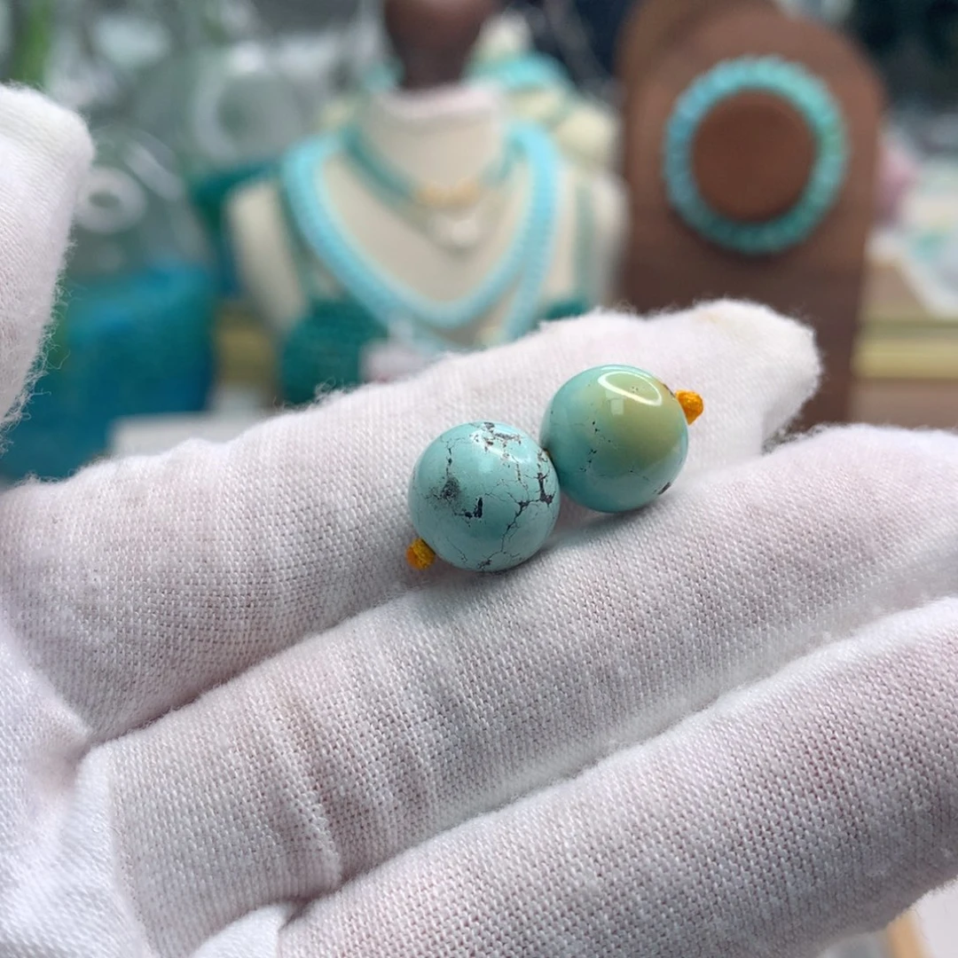 绿松石未镶嵌饰品