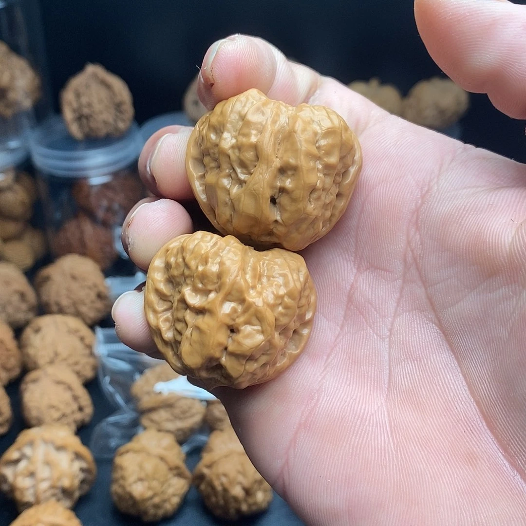 文玩核桃吊坠蛤蟆